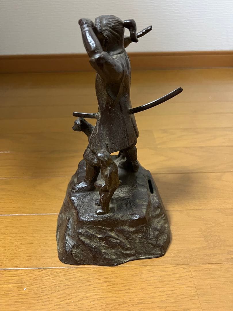 岡本錦朋作 桃太郎像 貯金箱 中國銀行 置物 オブジェ