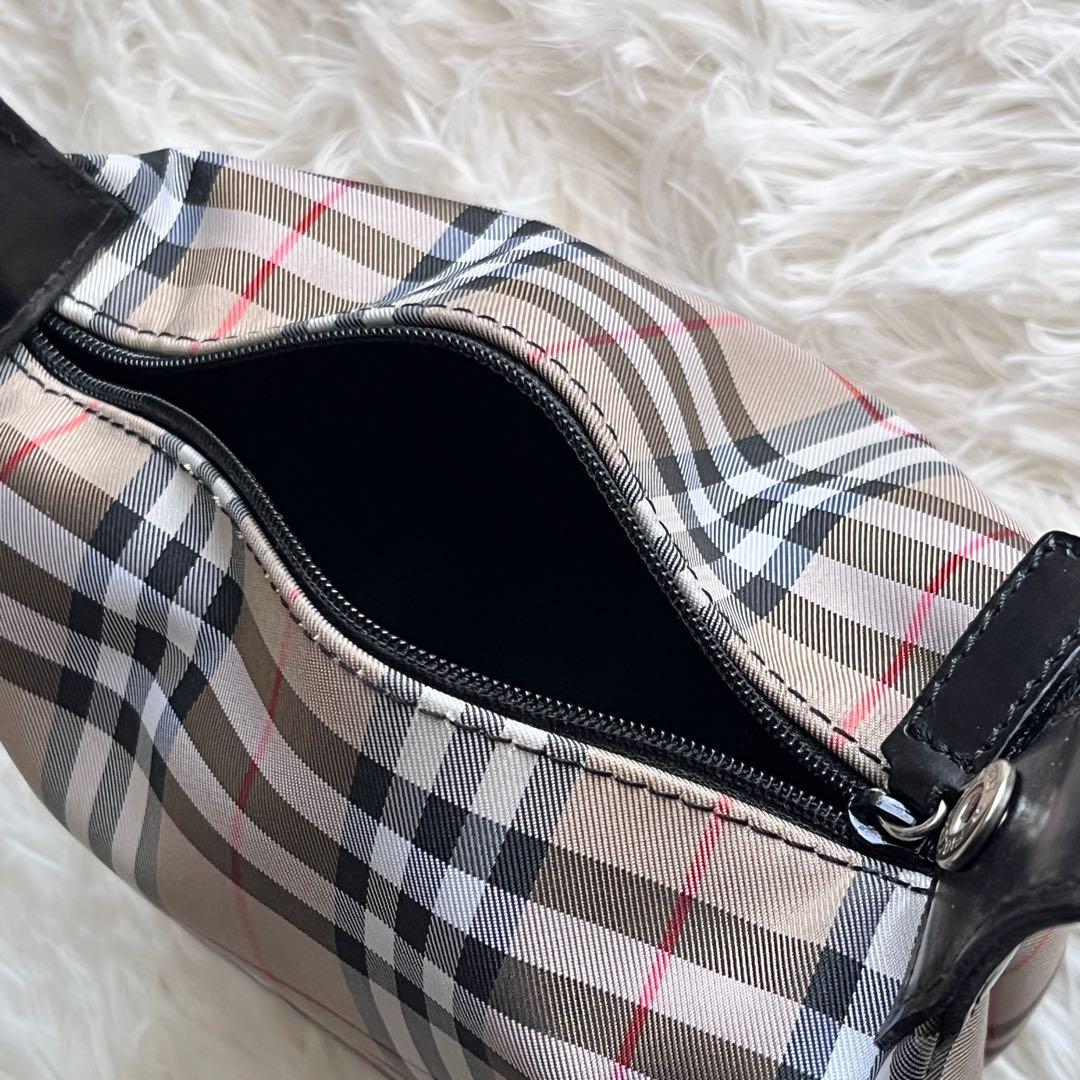 未使用級✨BURBERRY バーバリー ミニポーチ スクエア ノバチェック