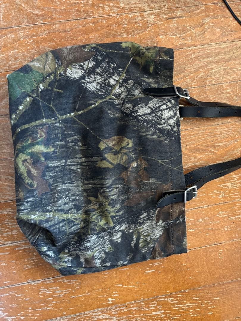 ダルースパック　トートバッグ　ツリー柄