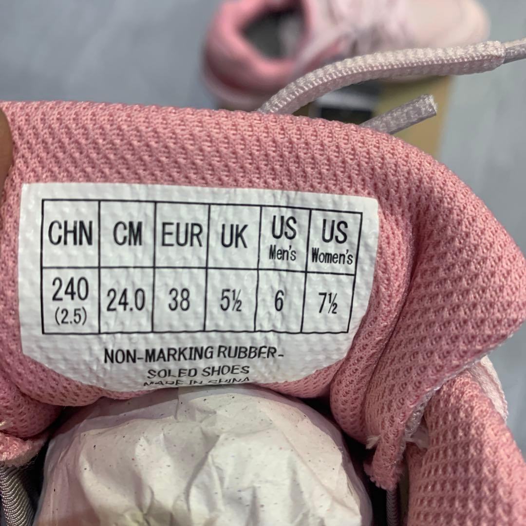 YONEX REBEL ピンク バドミントンシューズ