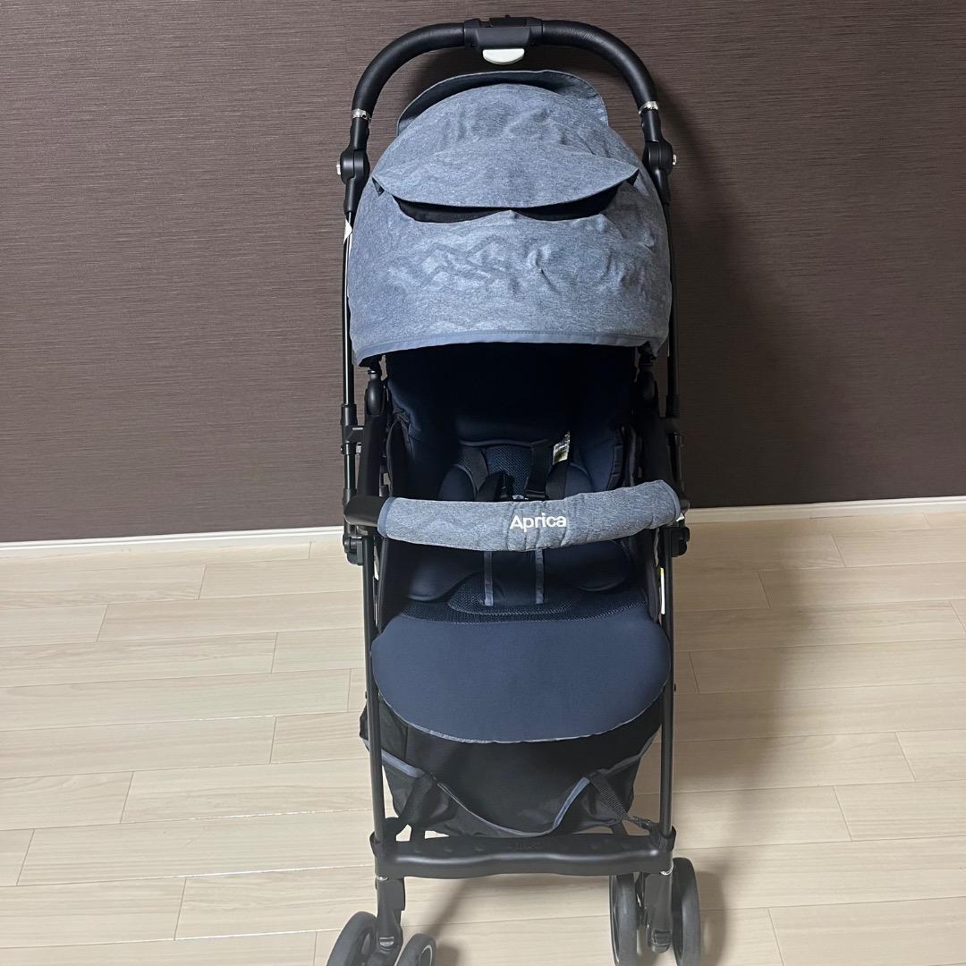 美品　Aprica ラクーナエアーコンパクト グレー レザーハンドル