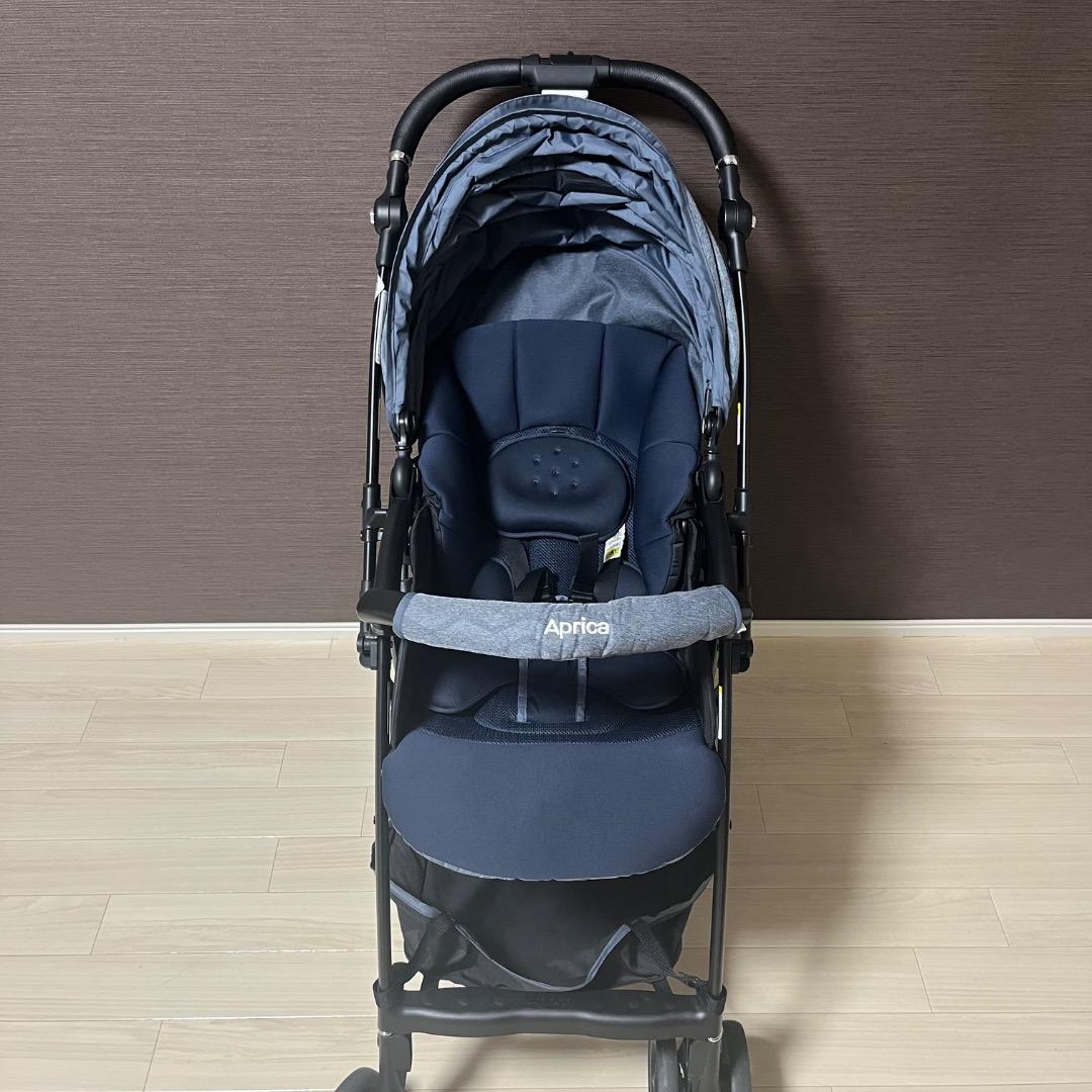 美品　Aprica ラクーナエアーコンパクト グレー レザーハンドル