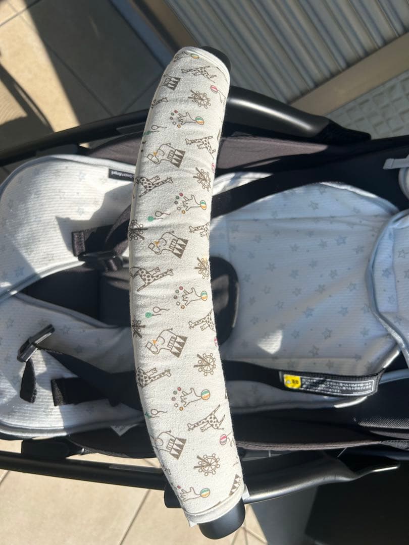 Aprica マジカルエアーAH　B型ベビーカー　グレー