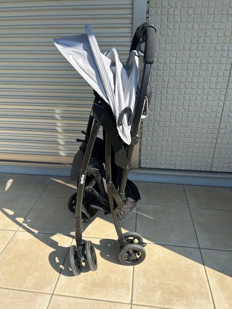 Aprica マジカルエアーAH　B型ベビーカー　グレー