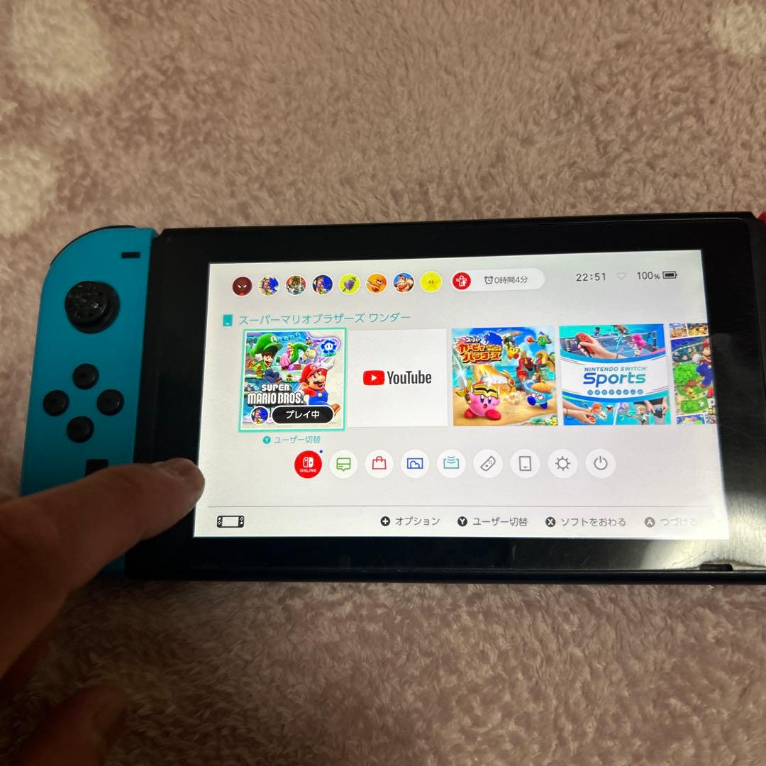 h*e様 Nintendo Switch 本体 青/赤
