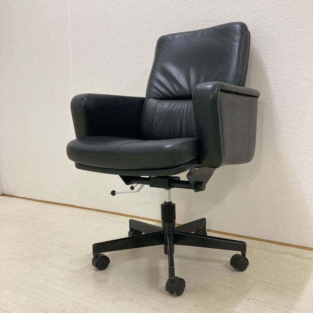 【カリモク】革製　オフィスチェア　デスクチェア B