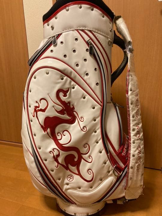 ダンスウィズドラゴンゴルフバッグ　ヘッドカバーセット