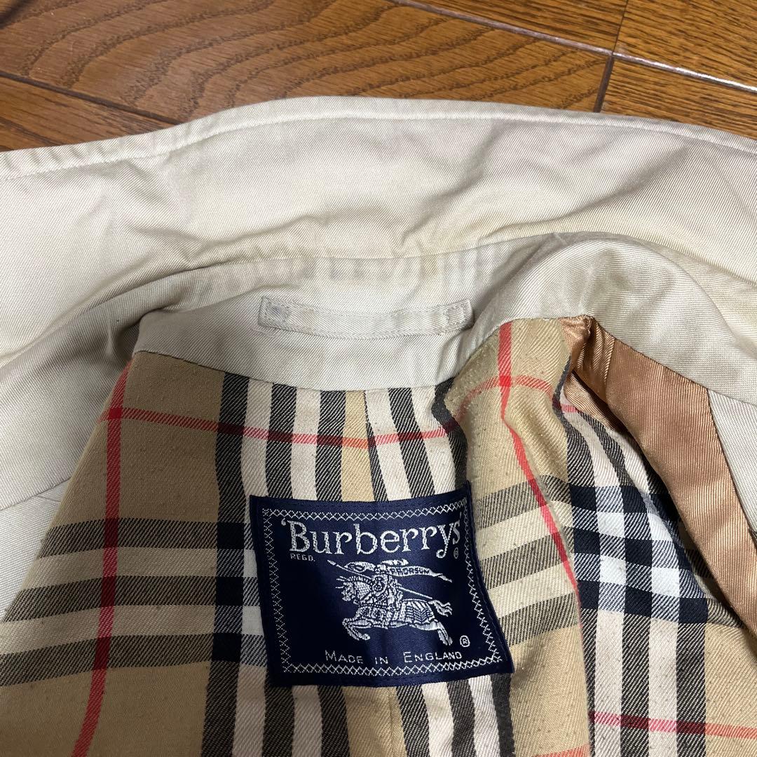 バーバリートレンチコート