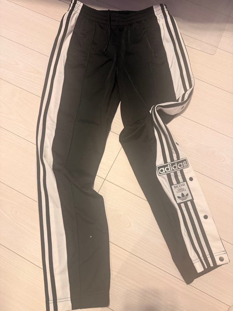 adidas スナップパンツ ＸＬ　美品