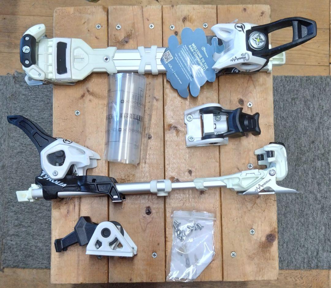 Tyrolia Ambition 10 ビンディング ホワイト/ブラック