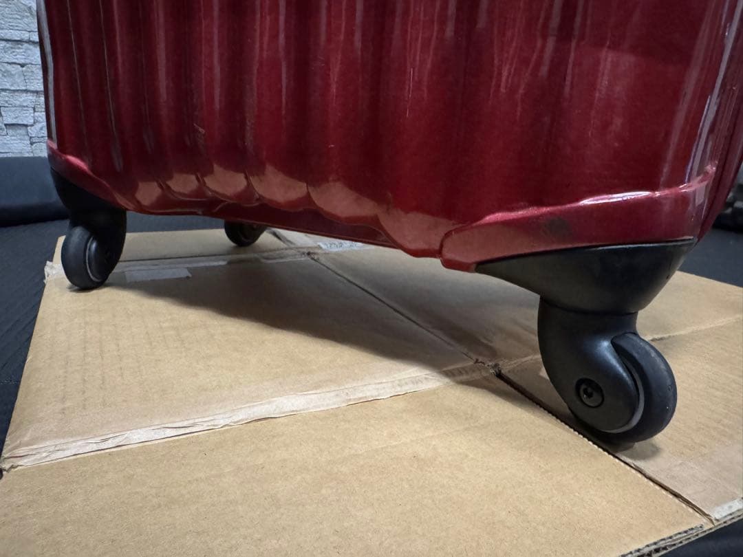 【超軽量】【即発送】サムソナイト コスモライト 定価6万以上 68L