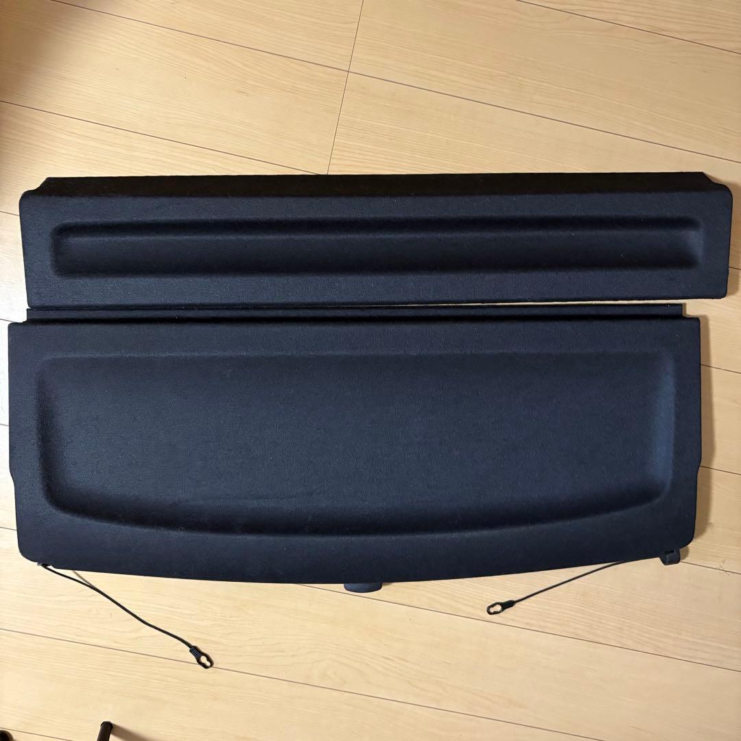 純正　 x1 トノカバー　2ピース