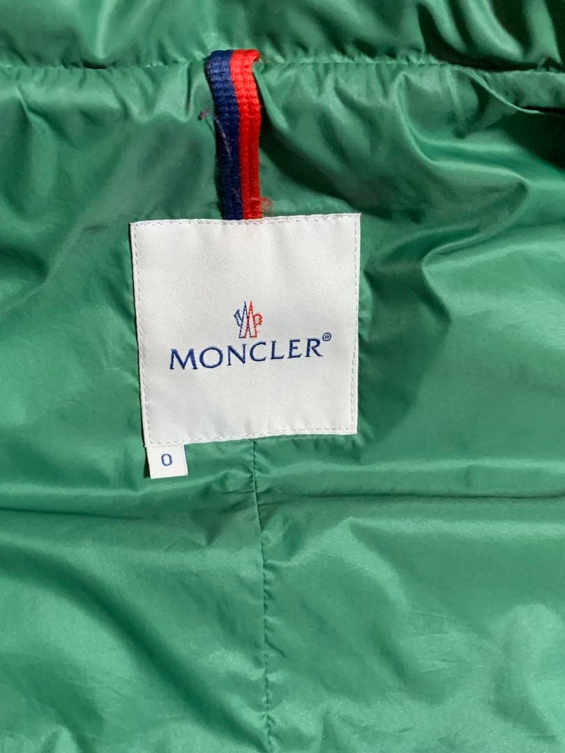 moncler モンクレール　ダウンジャケットベスト T0