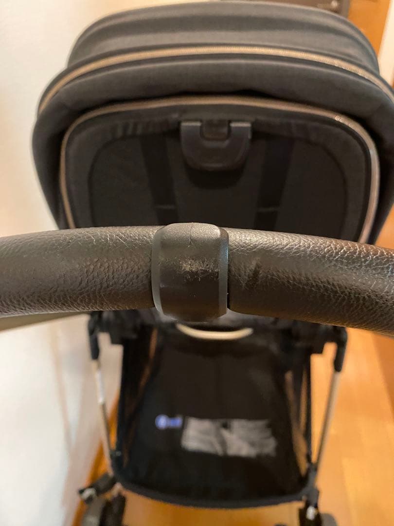 J*様 NUNA IXXAベビーカー リベテッドローズ