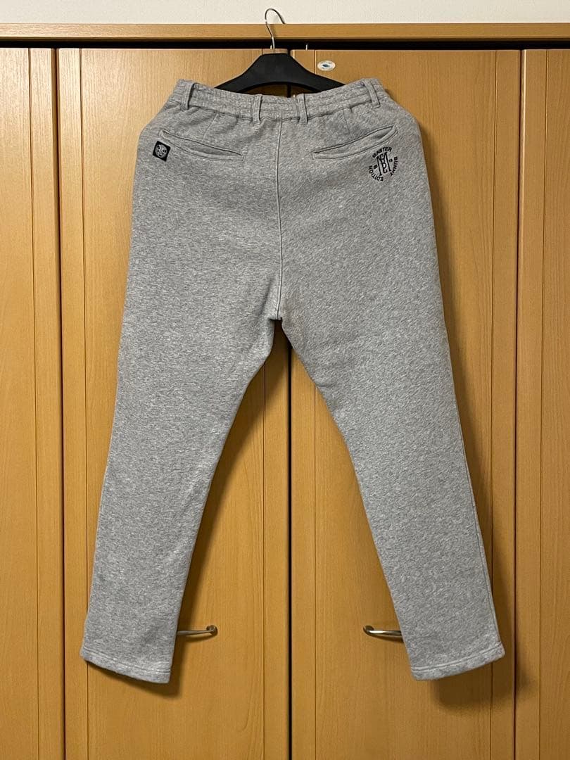 MASTER BUNNY EDITION スウェットパンツ グレー　サイズ4