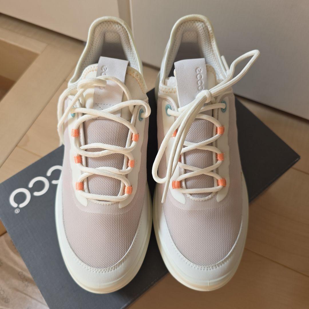 ECCO カジュアルゴルフシューズ ホワイト/ピンク