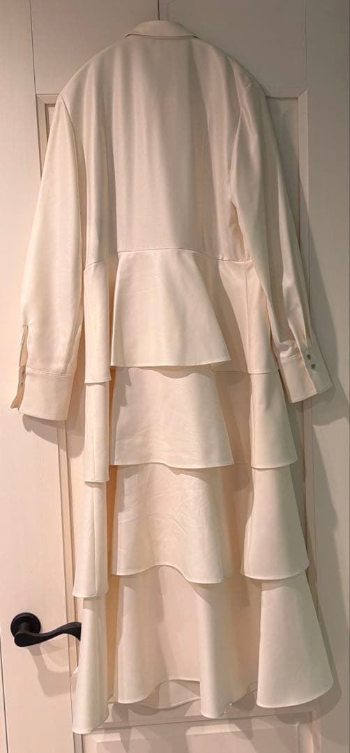 ルルウィルビー　レイヤードデザイン ホワイトワンピース