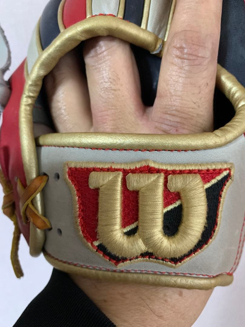 ウィルソン　ワナビーヒーロー　軟式グローブ