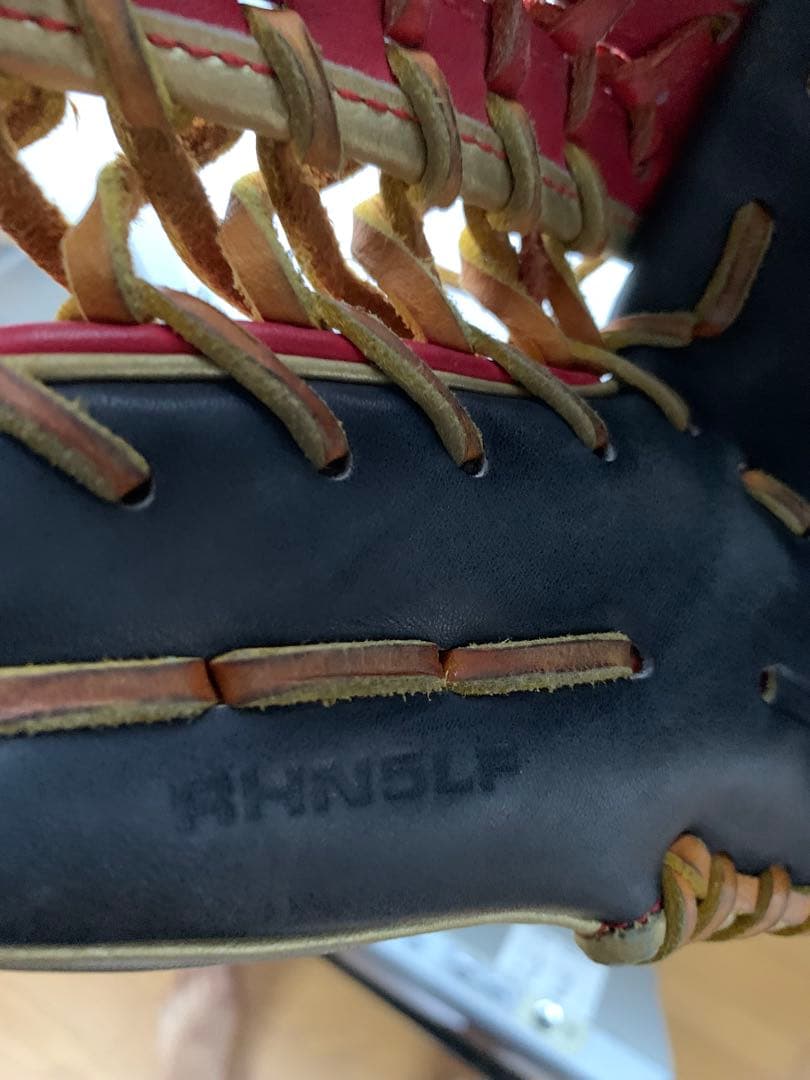 ウィルソン　ワナビーヒーロー　軟式グローブ