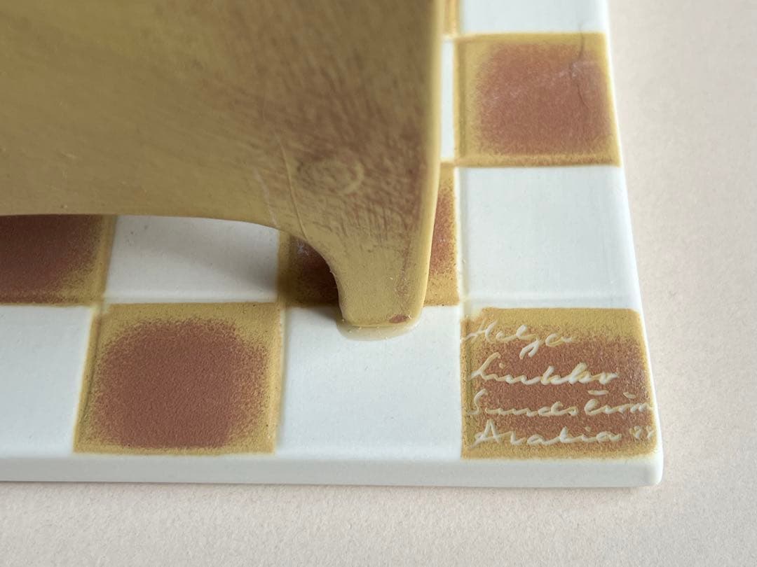 The Pupil 生徒 うさぎのフィギュア ヘルヤ アラビア 2