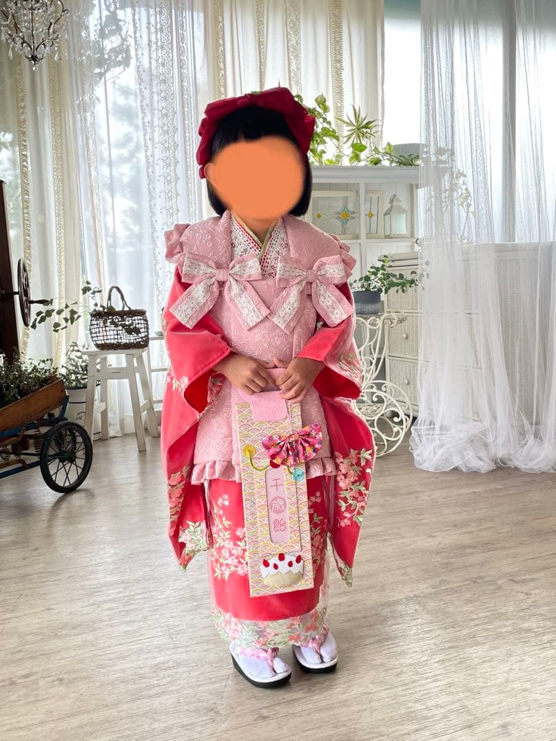 七五三 着物 赤の花柄着物とピンク被布　ワンピースタイプ