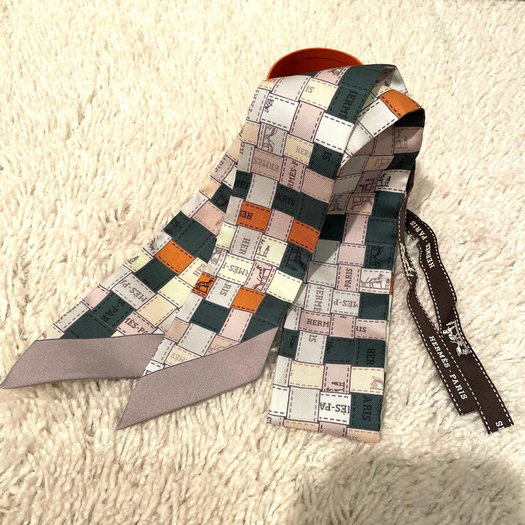 HERMES エルメス　ツイリー　ボルデュック　チェック　カーキ