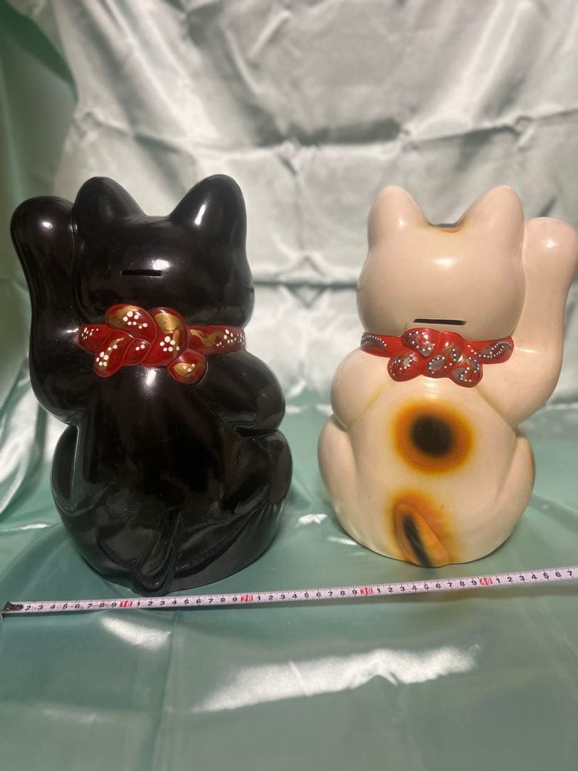 招き猫 陶器 置物 黒白