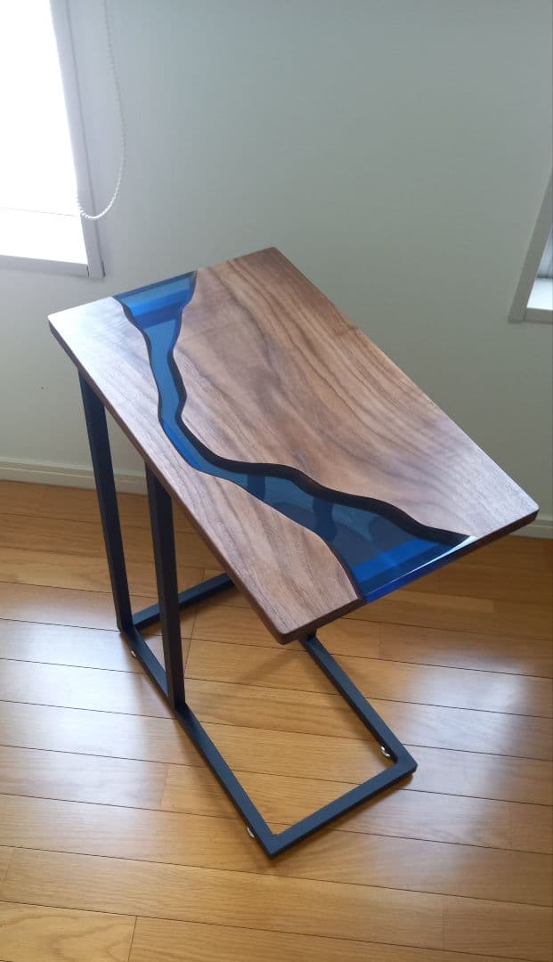 リバーテーブル　レジンテーブル　コーヒーテーブル　コの字　サイドテーブル