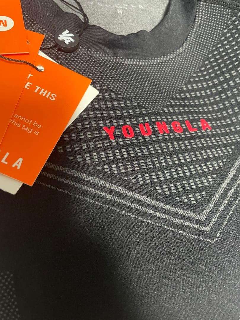  Superhero Compression Tee 新品タグ付き