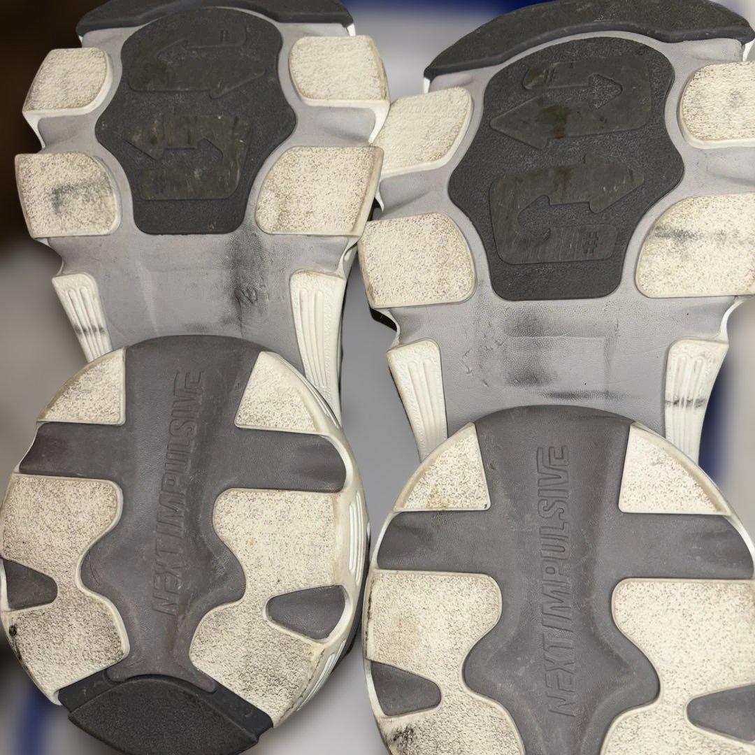 定価6万6千円next impulsive スニーカー あおばくん着用モデル