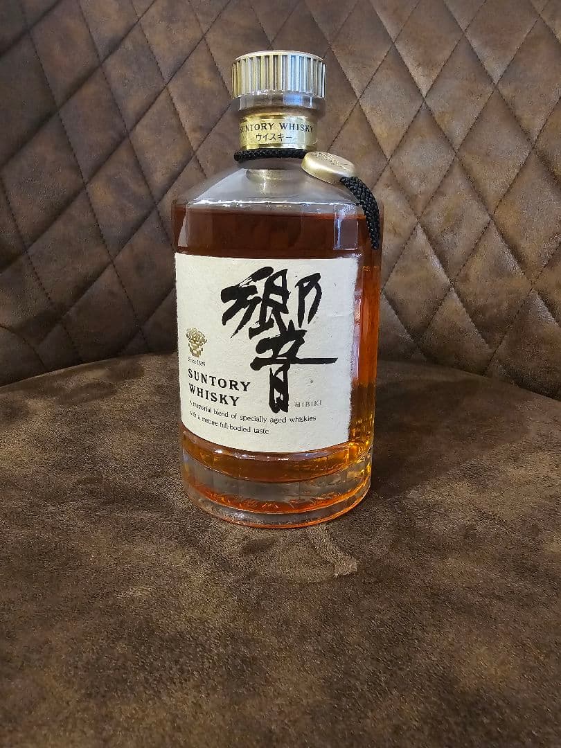 サントリー　響　金キャップ　美品　古酒未開栓　箱なし