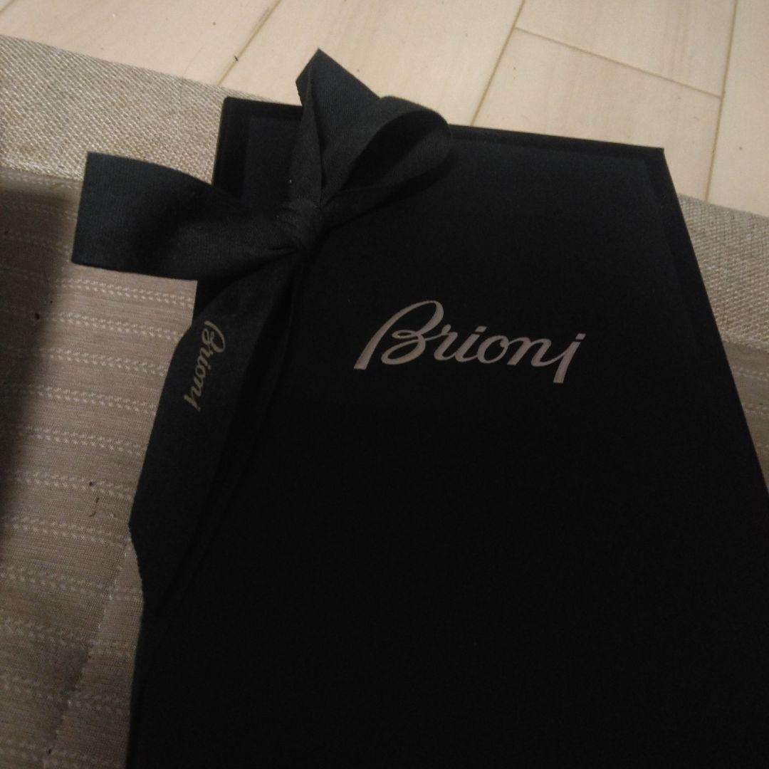 ss54000円の品　新品未使用　箱、ショッパー付き　Brioni