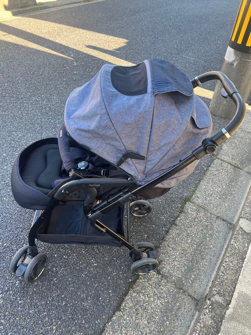 Aprica アップリカ ベビーカー オプティアクッショングレイス