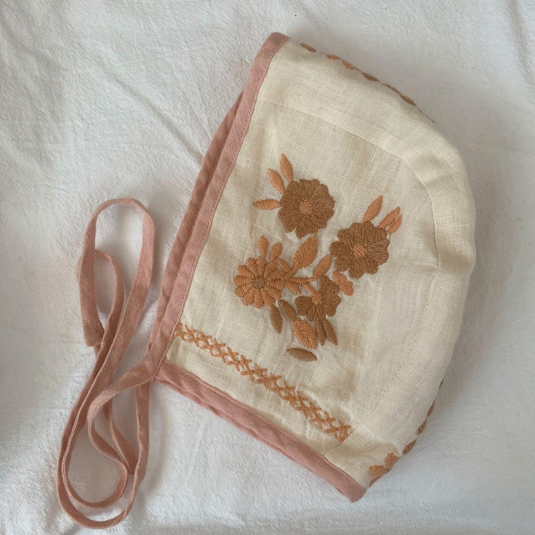 apolinaボンネット