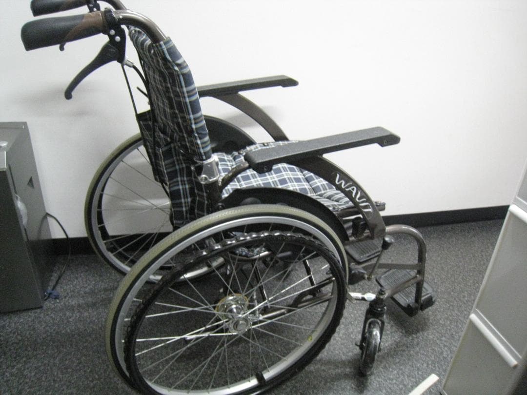 【送料無料】カワムラサイクル ウェイビット WA22-40S ノーパンクタイヤ⑮