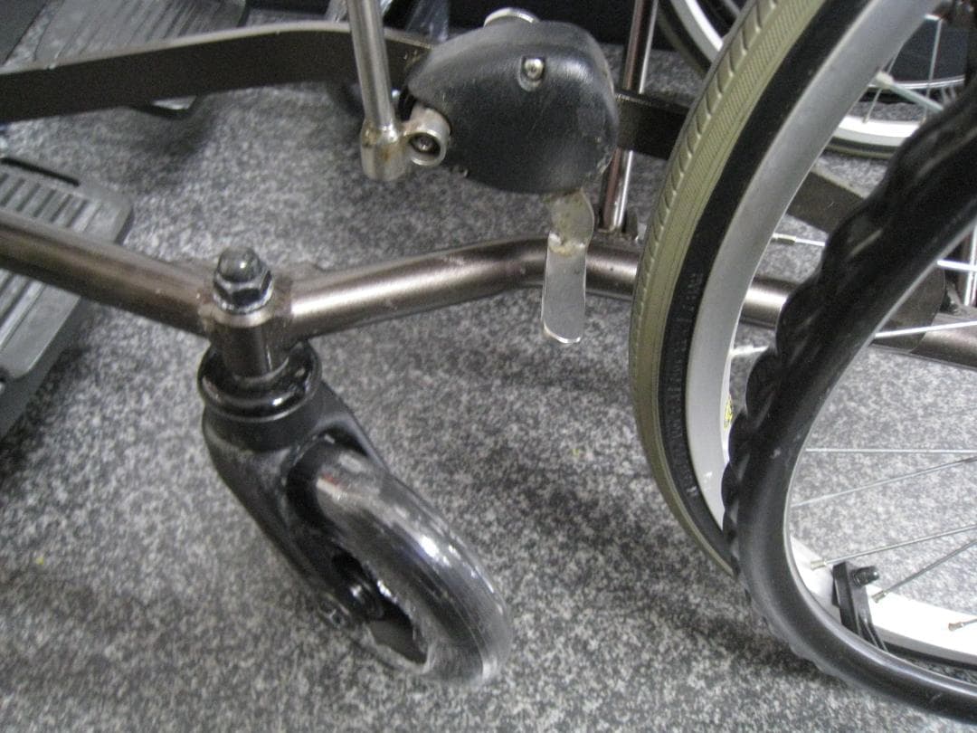 【送料無料】カワムラサイクル ウェイビット WA22-40S ノーパンクタイヤ⑮