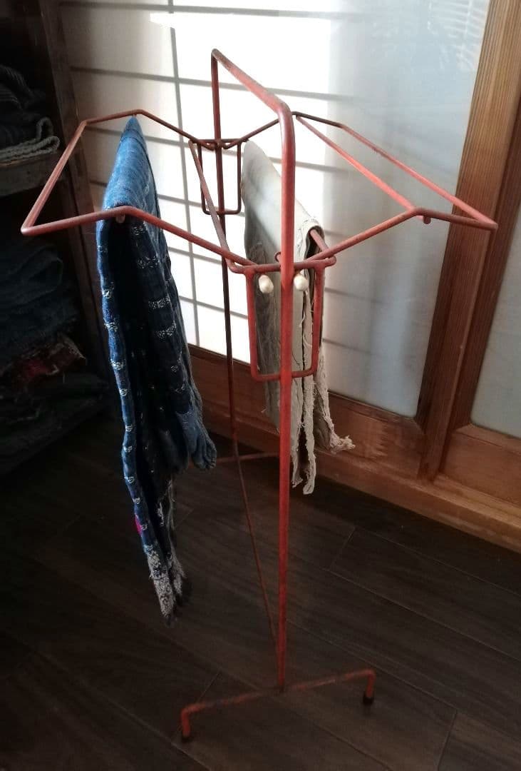 昭和初期　レトロなアイアン折り畳み式ハンガーラック　ガス管 パイプ