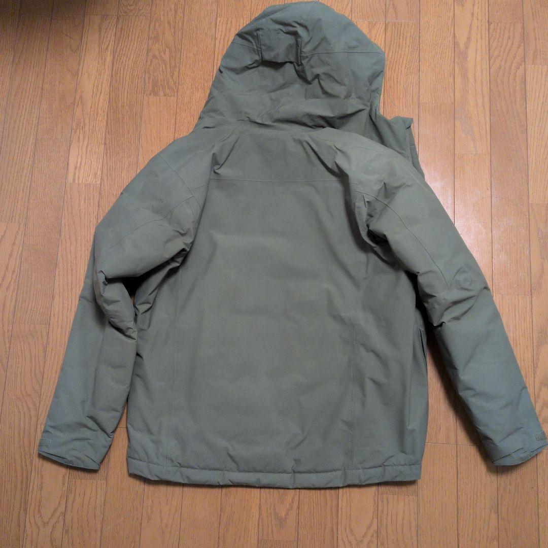 ★再値下げしました　patagonia フード付き マウンテンダウンパーカー M