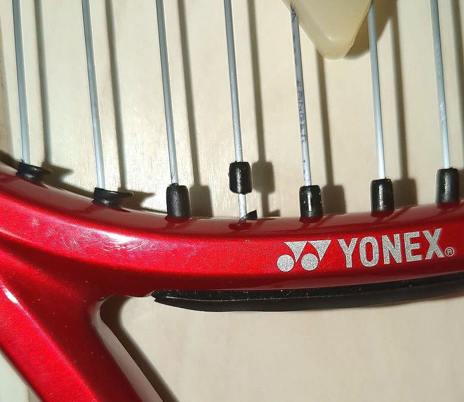 つ　　YONEX/ VCORE98 2021 （＋おまけ）振動止め、ラケッ