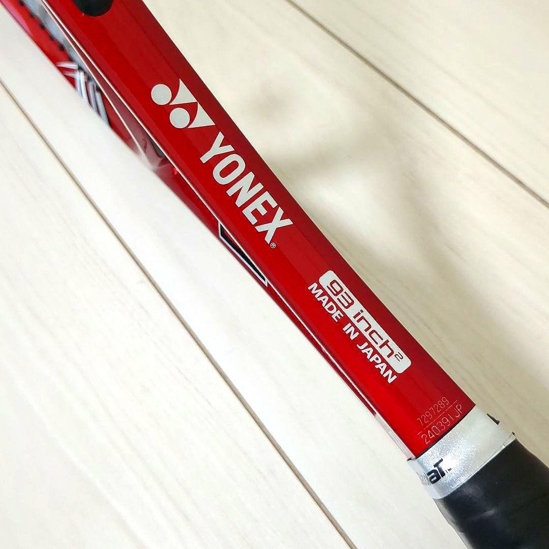 つ　　YONEX/ VCORE98 2021 （＋おまけ）振動止め、ラケッ