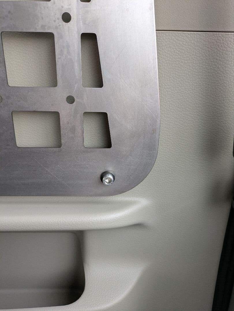 エブリィワゴン 3BA-DA17ｗインナーメッシュパネル　取り付け確認用中古品