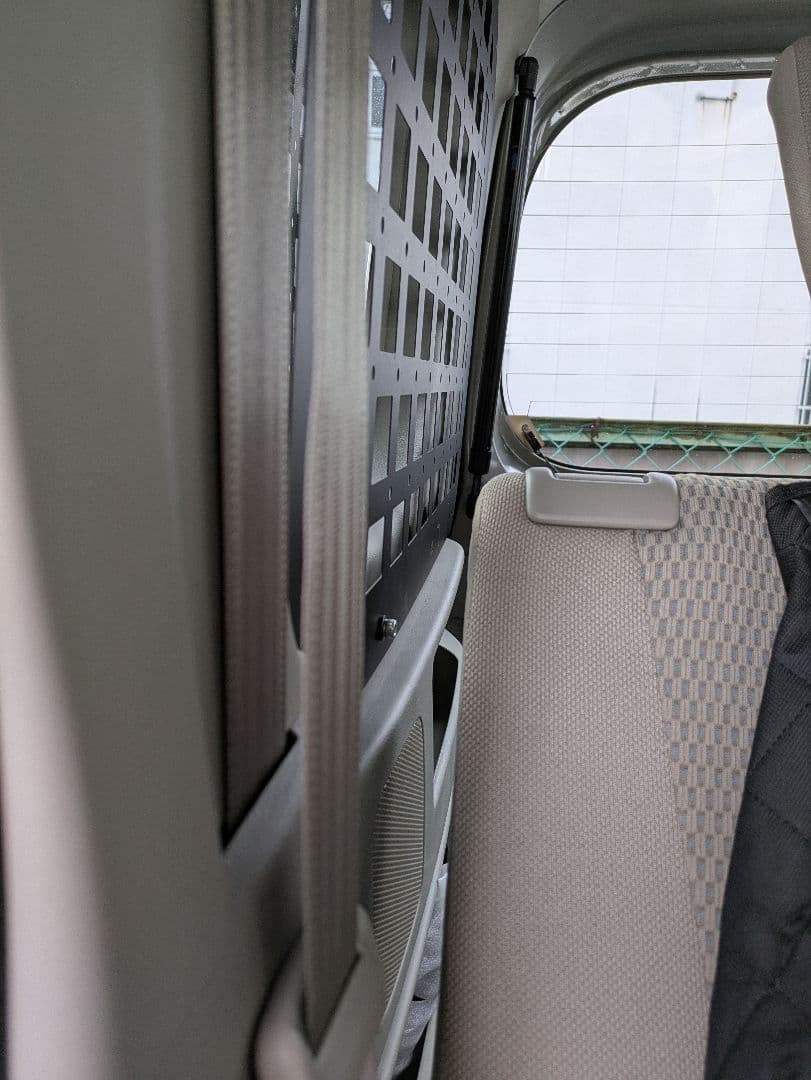 エブリィワゴン 3BA-DA17ｗインナーメッシュパネル　取り付け確認用中古品