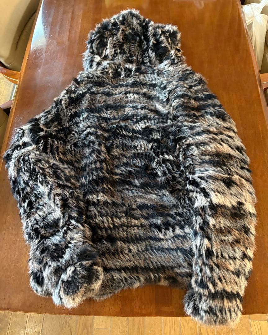 バックラッシュ、ラビットファーパーカー24年モデル着用1回極美品 Death‼️