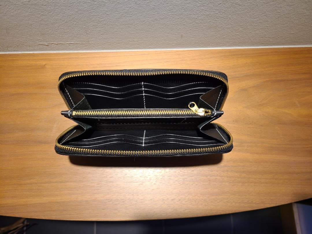 栃木レザー　ラウンドジップロングウォレット(ブラック)
