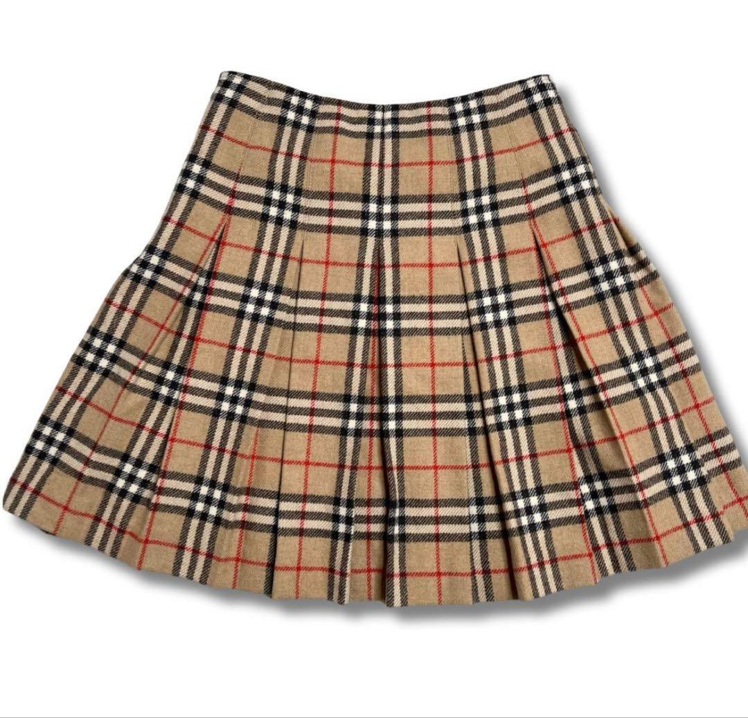 Burberry チェック柄 プリーツスカート