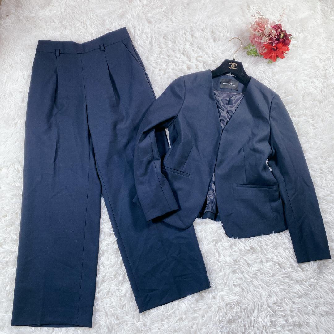 美品 グリーンレーベルリラクシング ノーカラーレディース スーツ 2ピース