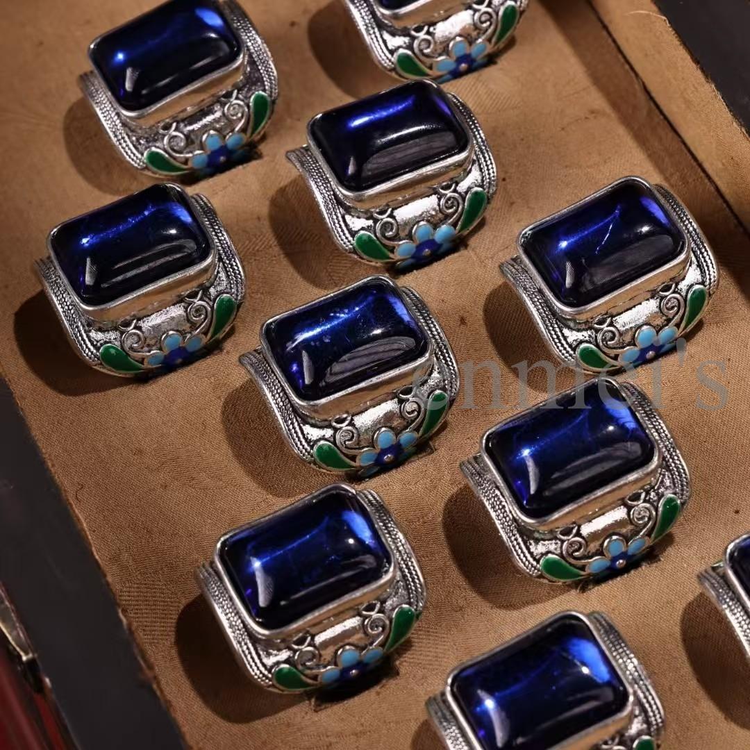 中国古美術・青色宝石風シルバーリング10個セット（1箱）・工芸品・装飾品・箱付