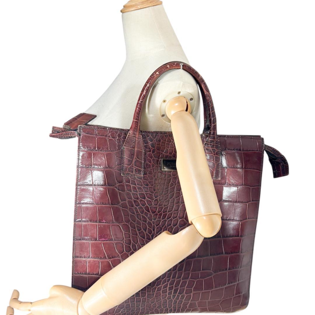 FURLA　vomo クロコ型押し トートバッグ 大容量 ボルドー　フルラ
