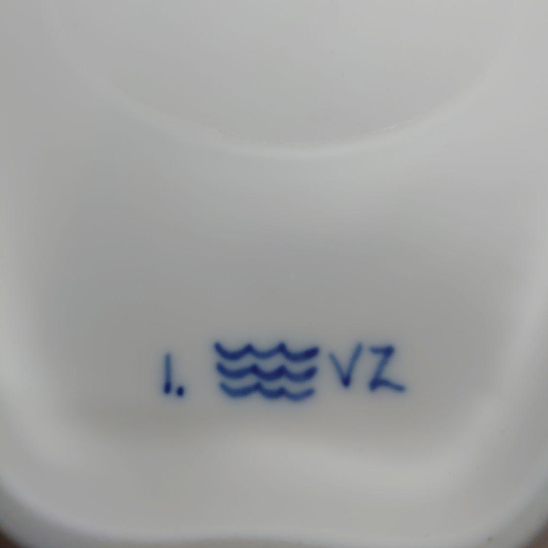 ロイヤルコペンハーゲン　ブルーフルーテッドハーフレース　三角ディッシュ