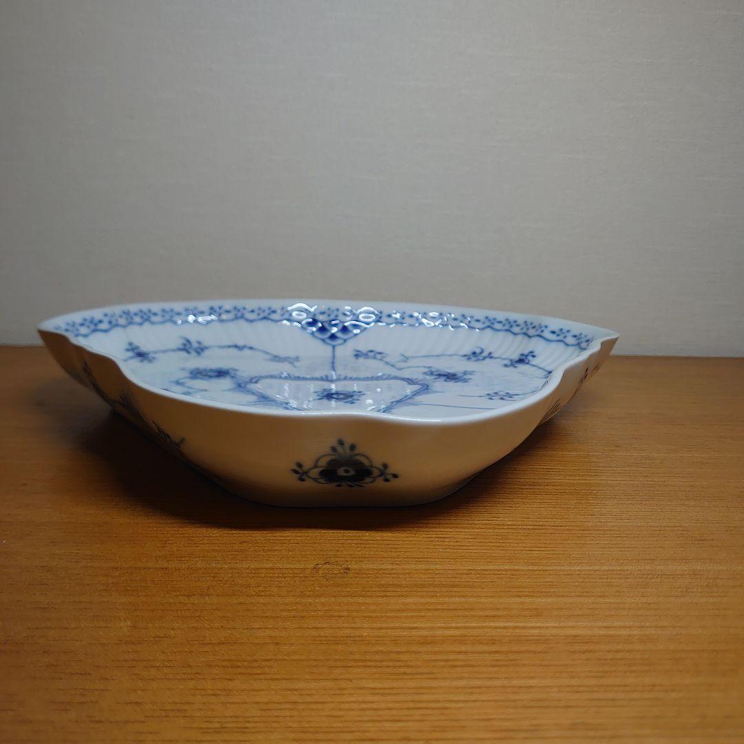 ロイヤルコペンハーゲン　ブルーフルーテッドハーフレース　三角ディッシュ